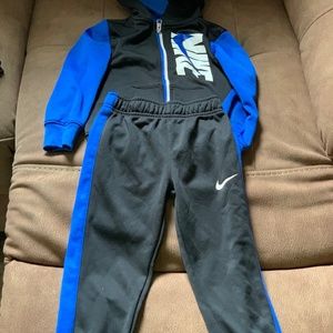 nike set Dri-fit